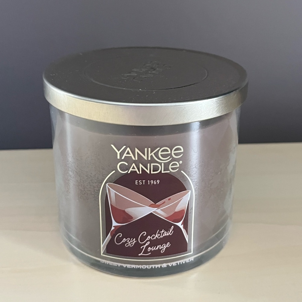 New Yankee Candle Cozy Cocktail Lounge Three Wick 14.5 Oz. Candle